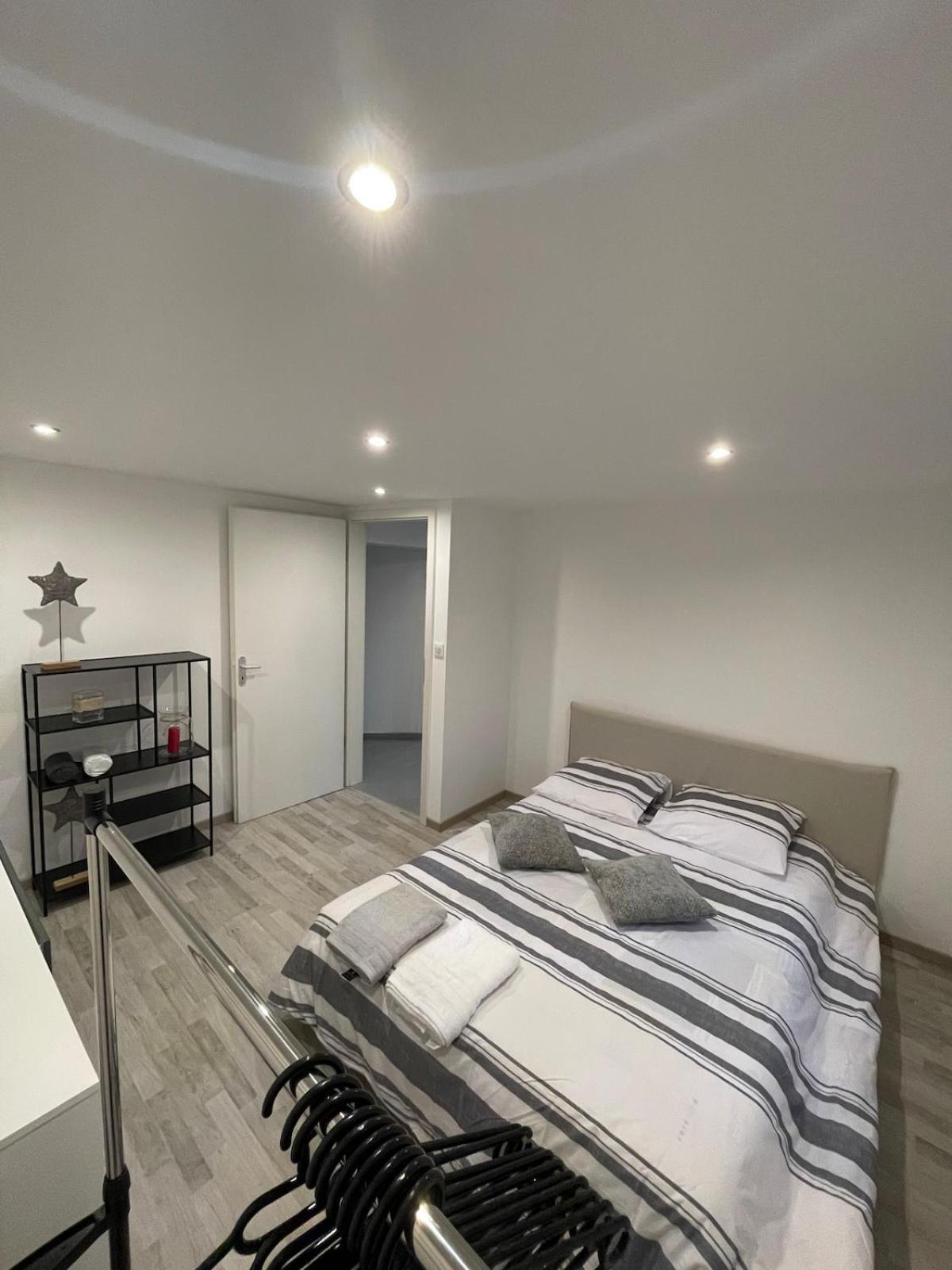 Apartment Charmante Maison *